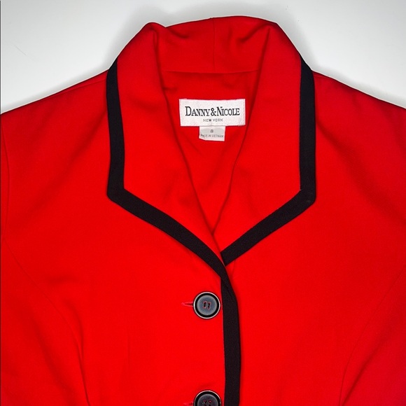 Danny & Nicole Vintage Red & Black Trim 3 Buttoned Cinched Long Sleeve Blazer 8 - Picture 3 of 10